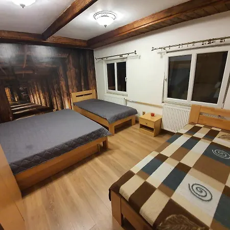 Chata Jahodnik * Szomolány